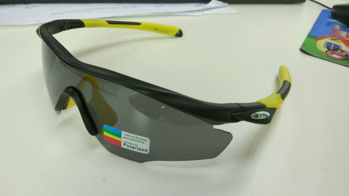 Windproof Sport Sunglasses Comfortable Nose Pads For Bike Riding / Fishing supplier
