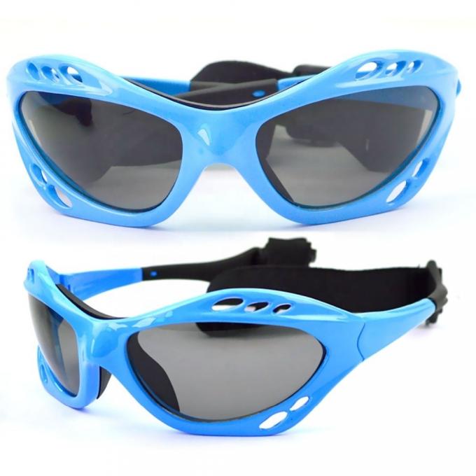 Durable Watersports Sunglasses Polycarbonate Lens Material Mega Ventilation